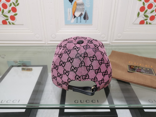 ブランド帽子側面デザイン